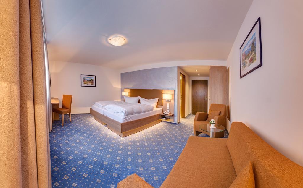 Hotel Fortuna Kirchzarten Quarto foto